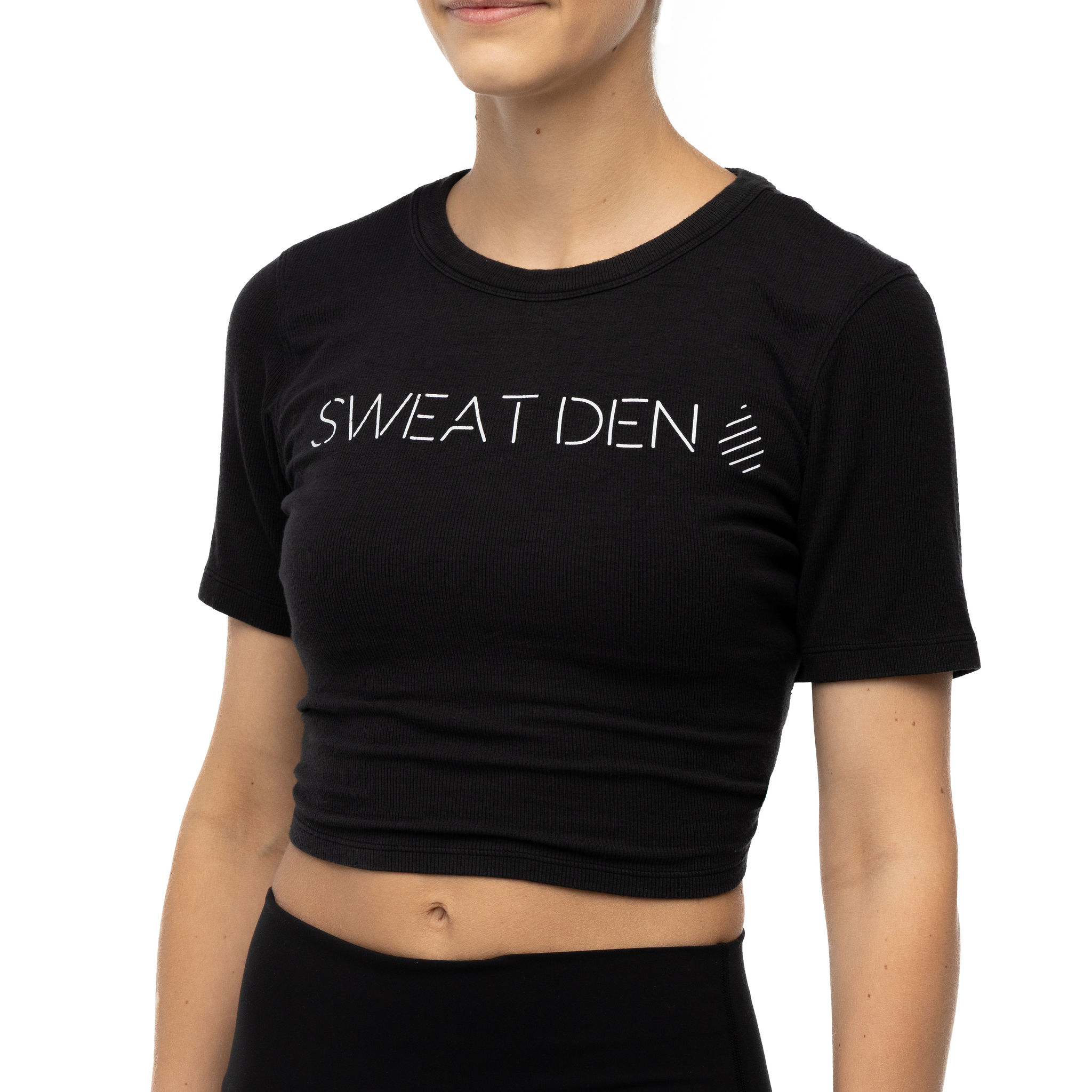 Sweat Den // lululemon Hold Tight Straight Hem Cropped T-Shirt